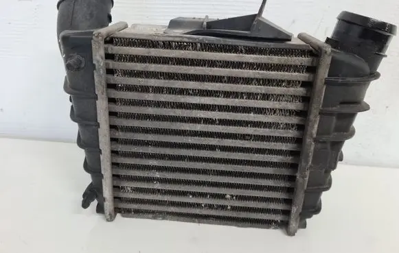 Volkswagen Fox Intercooler radiator 6Q0145804A