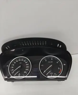BMW 5 E60 E61 Speedometer (instrument cluster) 110080398 62109194889
