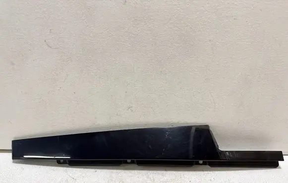 Audi Q7 4M Other front door trim element 4M0837901