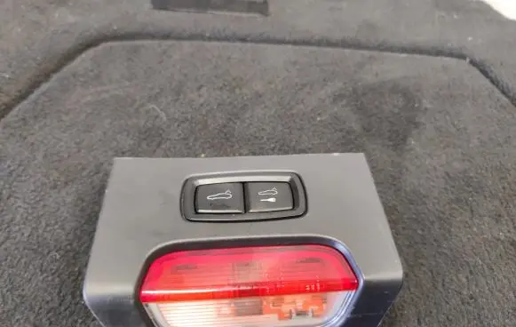 Porsche Cayenne (92A) Tailgate opening switch 7PP959832G 10002492 SN00001102500168