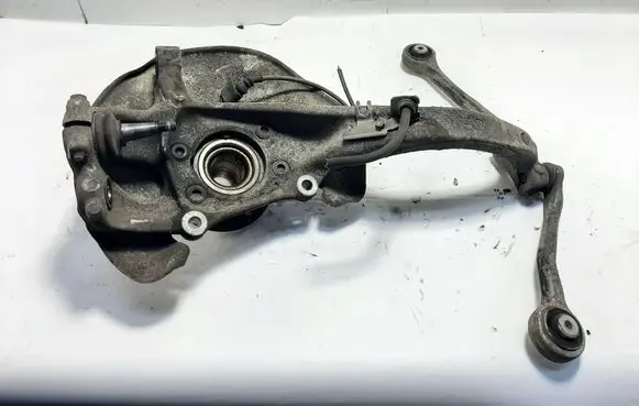 Audi A5 8T 8F Front wheel hub