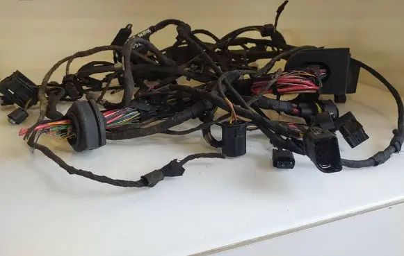 BMW 7 E65 E66 Engine installation wiring loom