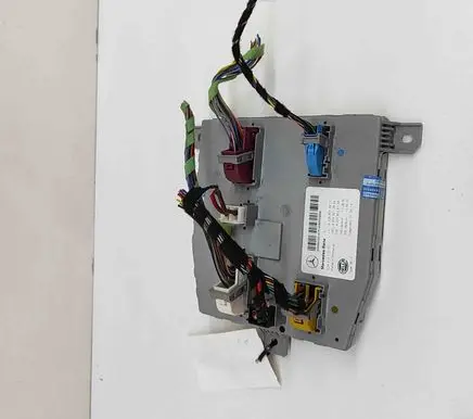 Mercedes-Benz C W205 Central body control module A2059013904 A2229024108