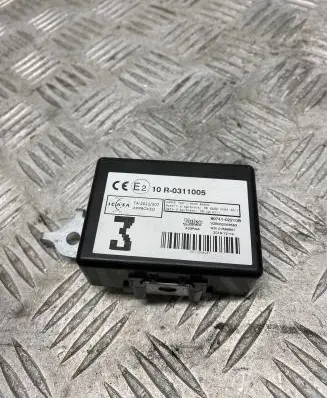 Toyota Avensis T270 Other control units/modules 8974102210B VZS000048593 10R0311005