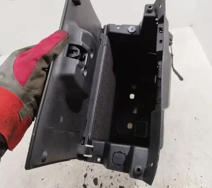 Ford Mondeo MK IV Glove box 7S71A06010