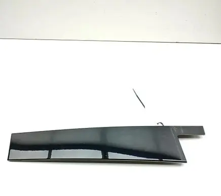 Mercedes-Benz GLE W167 Rear door glass trim molding A1676904700
