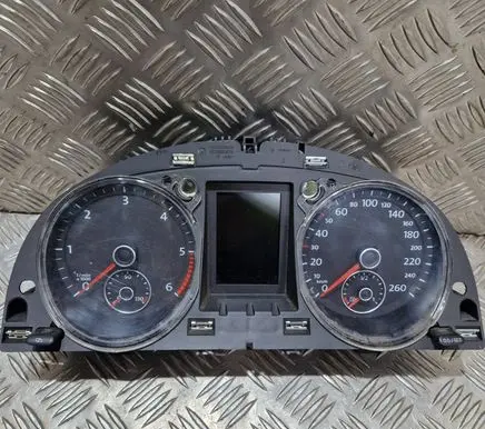 Volkswagen PASSAT B7 Speedometer (instrument cluster) A2C53398324 A2C53219792 3Aa920870a