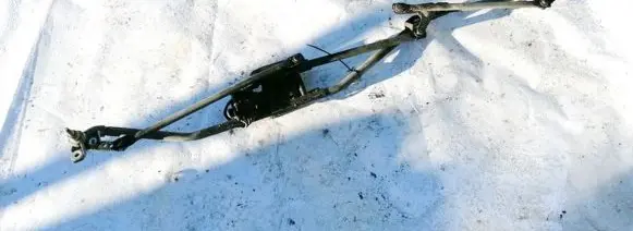 Opel Zafira A Front wiper linkage and motor
