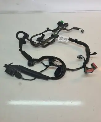 Volvo V70 Front door wiring loom 30773653