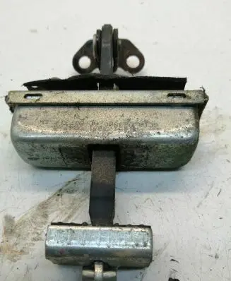 Front door check strap stopper