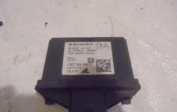 Peugeot 308 Xenon control unit/module 9680454480