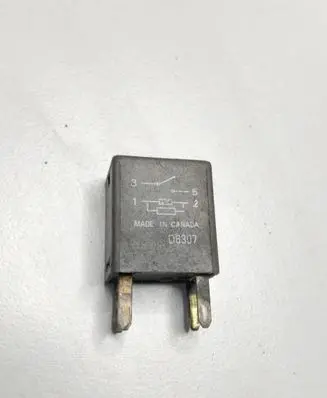 Opel Sintra Other relay 12088567 D6307