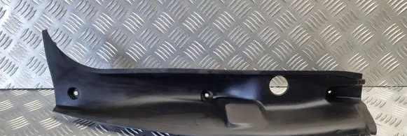 Renault Espace IV Rear/tail light trim molding 8200094122