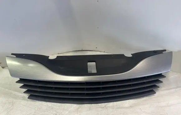 Renault Laguna II Front grill 8200390126