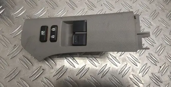 Toyota Yaris Electric window control switch 742320D110