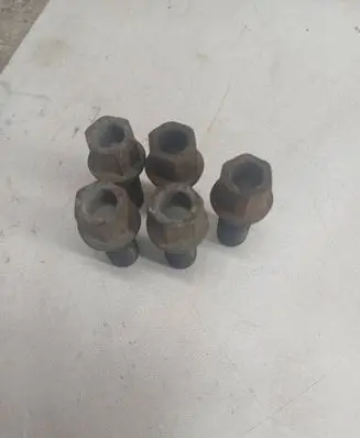 Nuts/bolts