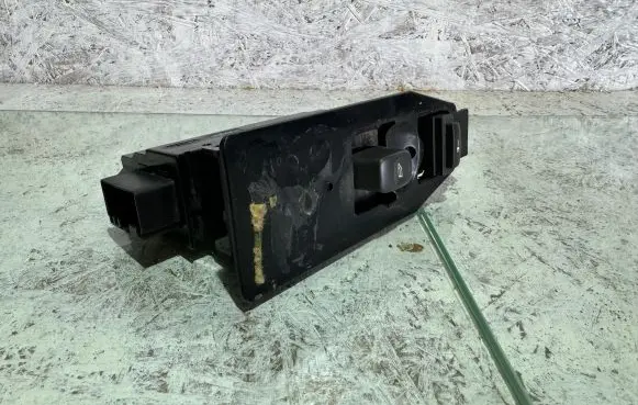 Electric window control switch