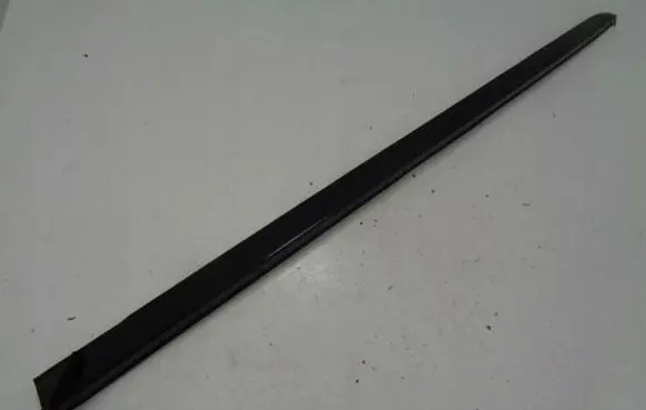 Peugeot 3008 II Windshield trim 9810111980