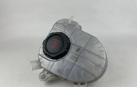 Volkswagen Golf VIII Coolant expansion tank/reservoir 5WA121407G