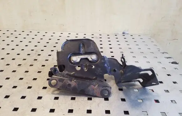 Audi A5 Sportback 8TA Other engine bay part 03G131133D