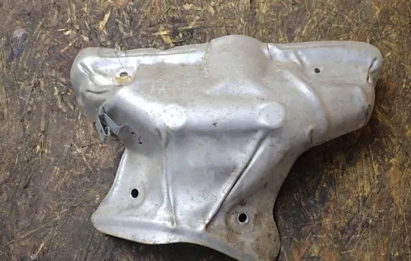 Dacia Lodgy Other engine bay part 140133477R