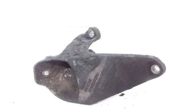 Audi A6 S6 C6 4F Engine mounting bracket 4F0199307N
