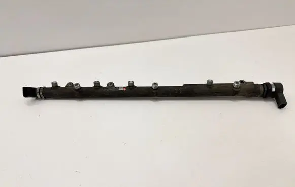 BMW 5 E60 E61 Fuel main line pipe 7788679