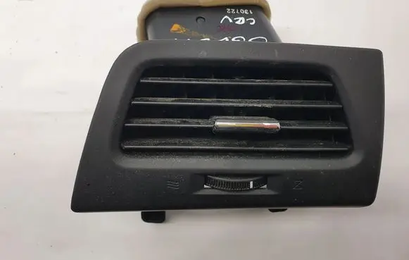 Honda CR-V Dashboard air vent grill cover trim 77620TA0A