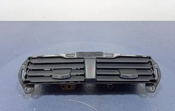 Ford Mondeo MK I Dashboard side air vent grill/cover trim DS7319K617B