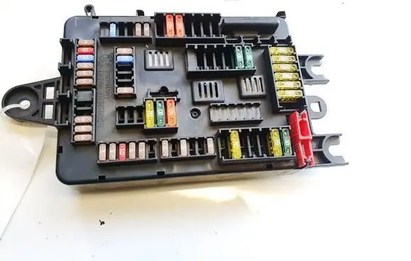 BMW 1 F20 F21 Fuse box set 926111102 6114V8