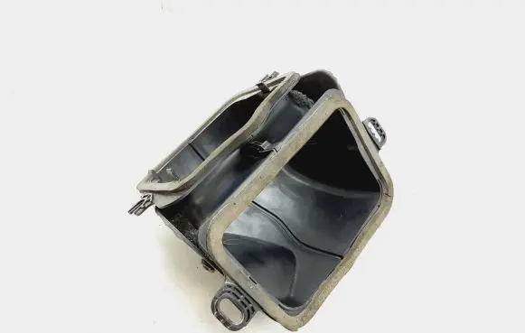 Renault Trafic III (X82) Intercooler air guide/duct channel 93452499 687796862R