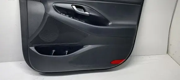 Hyundai i30 Front door card panel trim
