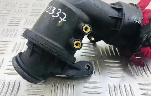 Mercedes-Benz E W210 Intake resonator A6130900337