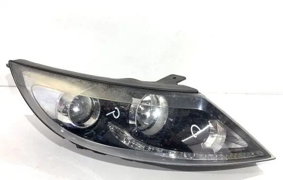 KIA Sportage Headlight/headlamp 92102-3WXXX