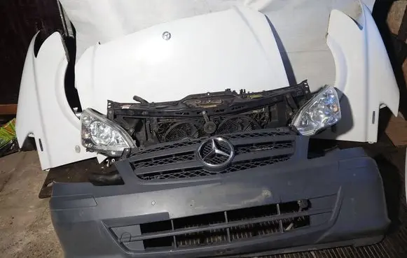 Mercedes-Benz Vito Viano W639 Front piece kit 