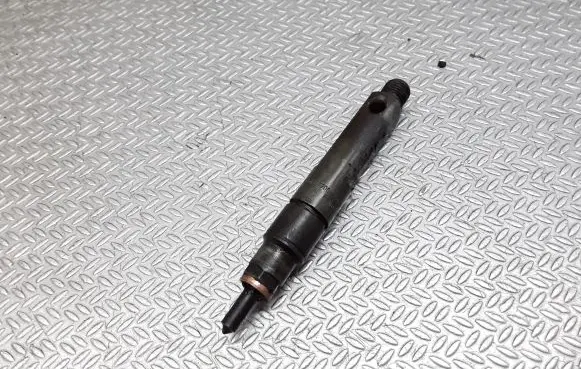 Renault Kangoo I Fuel injector 7700875036