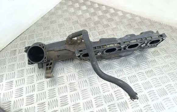 BMW 5 F10 F11 Intake manifold 7555663