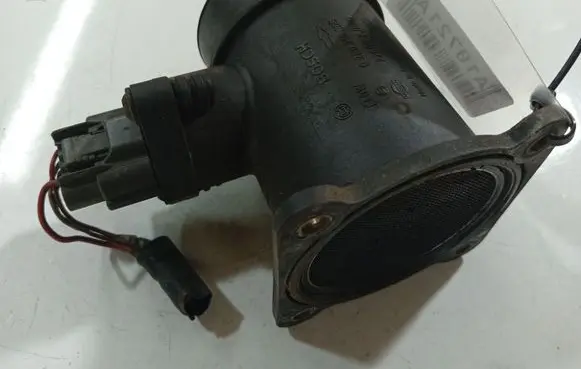 Nissan Almera Tino Mass air flow meter 0280218005