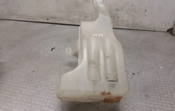 Iveco Daily 30.8 - 9 Windshield washer fluid reservoir/tank 500336393