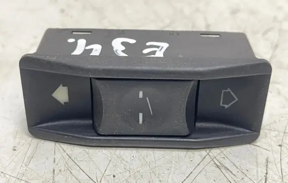 BMW 5 E34 Sunroof switch 611378862