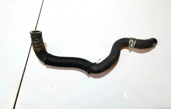 Toyota Urban Cruiser (XP110) Engine coolant pipe/hose