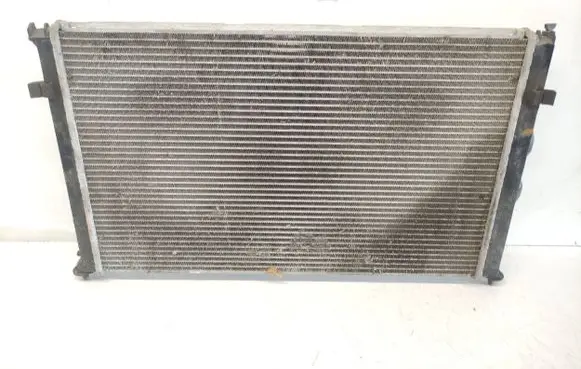 Peugeot 605 Coolant radiator 133031
