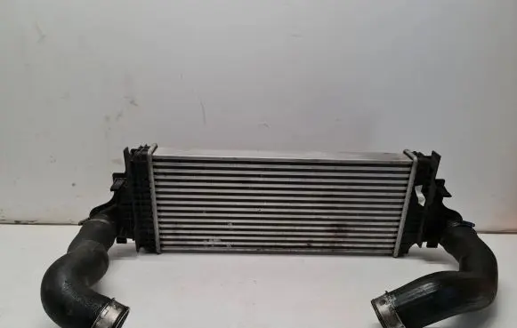 Mercedes-Benz R W251 Intercooler air channel guide 