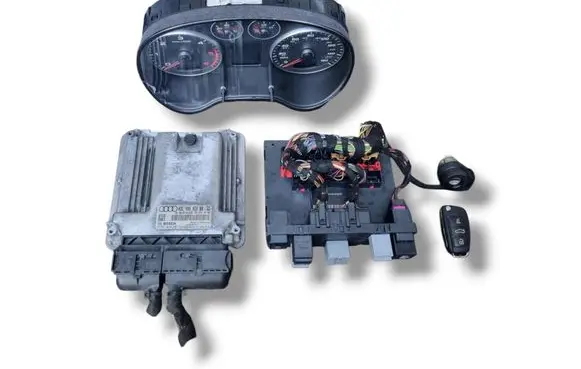 Audi A3 S3 A3 Sportback 8P Engine ECU kit and lock set 0281014707 03L906022BQ