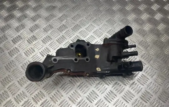 Citroen Xsara Picasso Thermostat housing 9643211880 211880