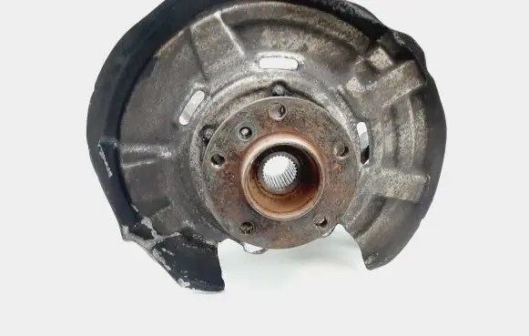 BMW 5 F10 F11 Rear wheel hub 6796100 3339779