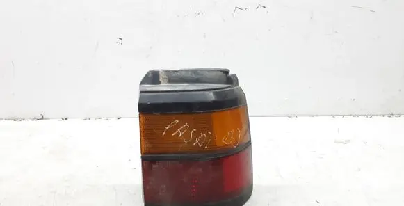 Volkswagen PASSAT B3 Rear/tail lights 333945257