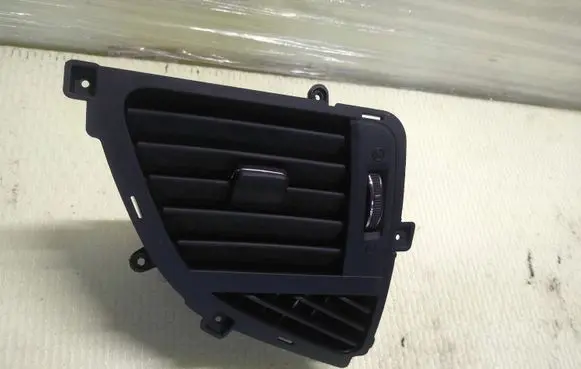 SsangYong Korando Dashboard side air vent grill/cover trim 6963M34400
