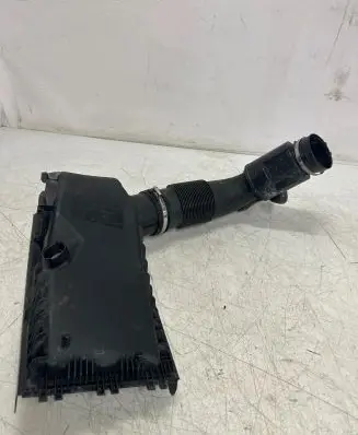 Porsche Cayenne (92A) Air filter box 7P0129607B