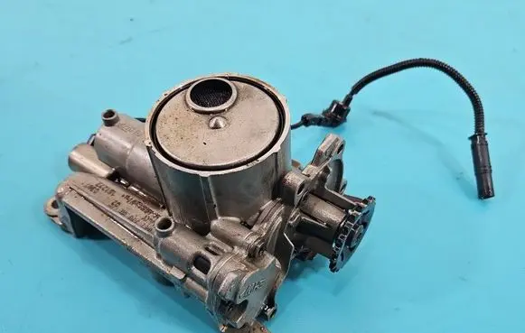 Citroen C4 II Oil pump 64737680 IMPRK1512638
